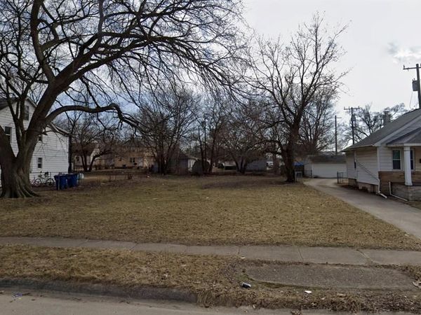 1936 Pearl Avenue, Warren, MI 48091