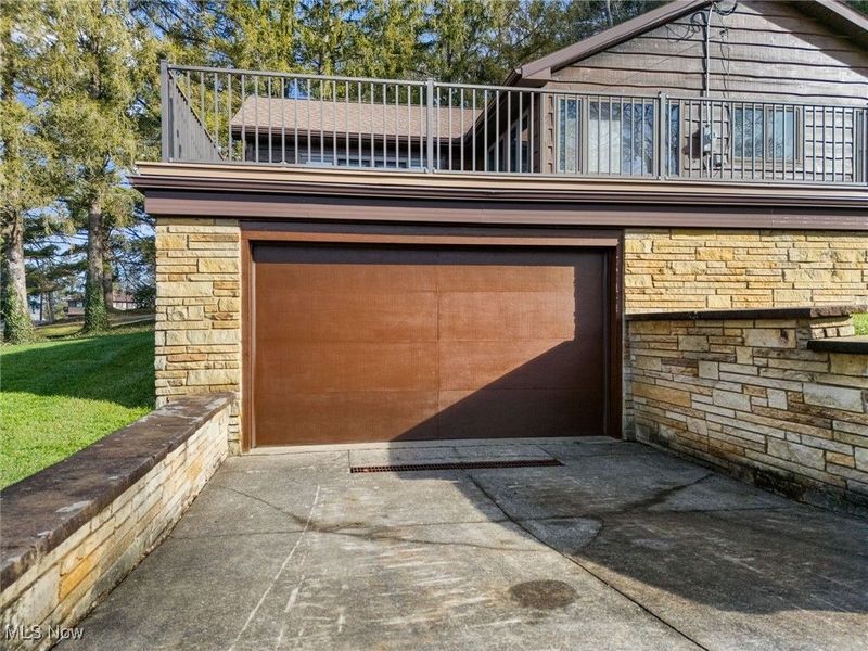 9480 Lakewood Drive NE, Mineral City, OH 44656 Photo 3