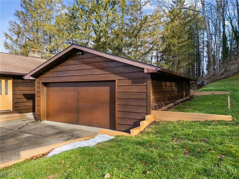 9480 Lakewood Drive NE, Mineral City, OH 44656 Photo 4