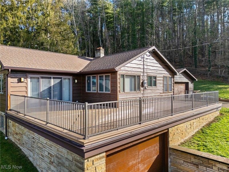 9480 Lakewood Drive NE, Mineral City, OH 44656 Photo 7