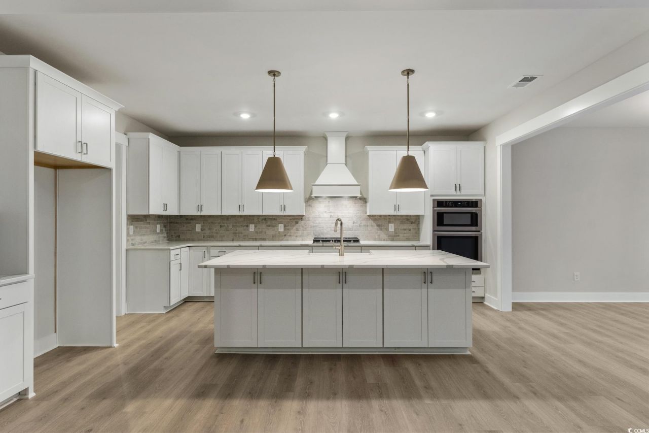 719 Daisy Bank Circle Photo 11