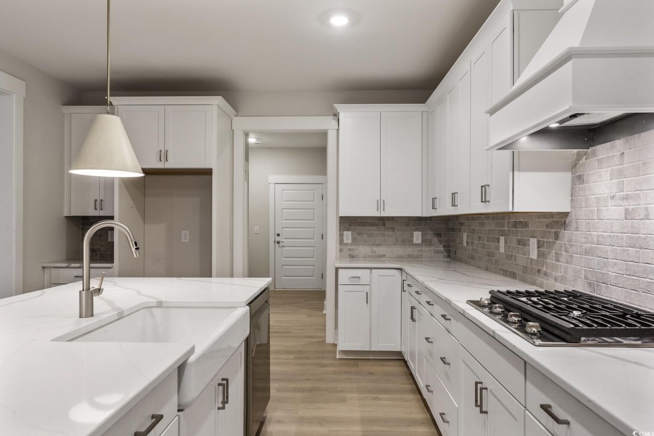 719 Daisy Bank Circle Photo 15