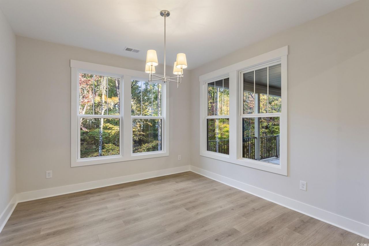 719 Daisy Bank Circle Photo 16