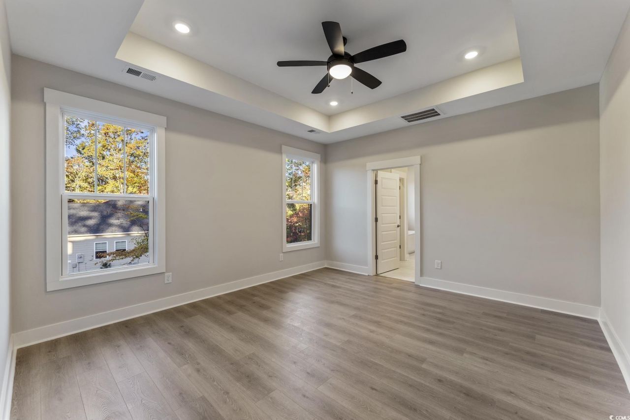 719 Daisy Bank Circle Photo 20