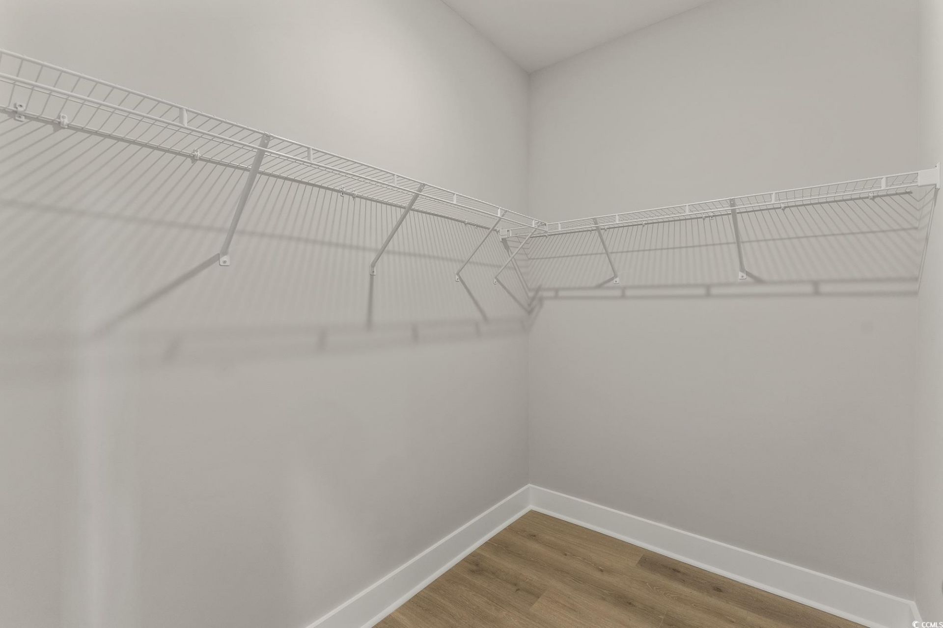 719 Daisy Bank Circle Photo 29