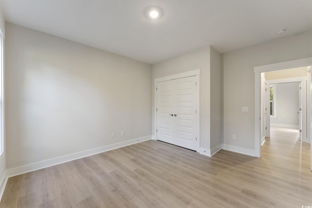 719 Daisy Bank Circle Photo 34