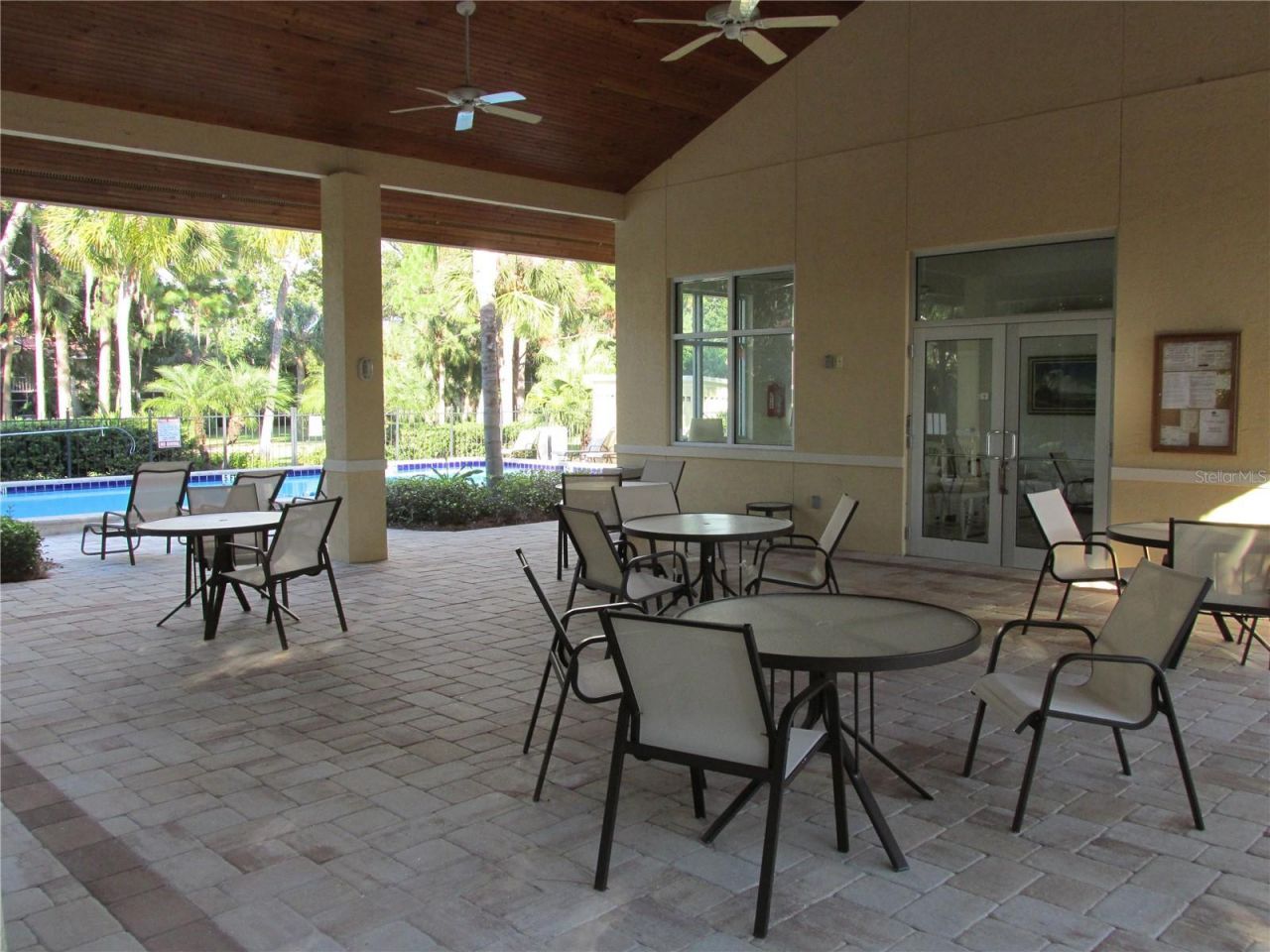 942 La Costa Circle, Unit 3, Sarasota, FL 34237 Photo
