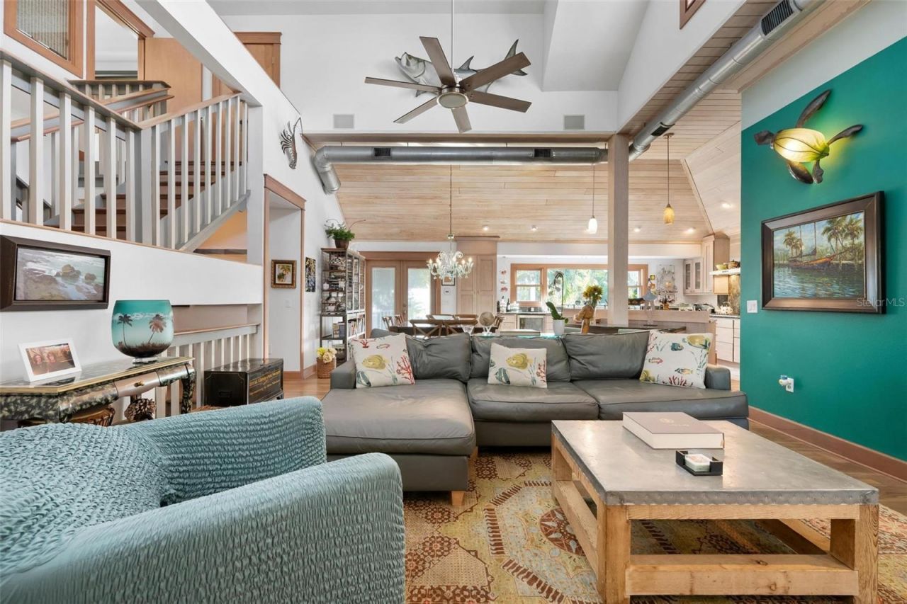 213 Oak Avenue, Anna Maria, FL 34216 Photo