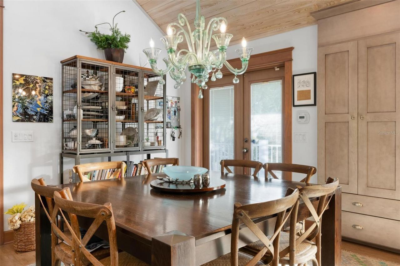 213 Oak Avenue, Anna Maria, FL 34216 Photo