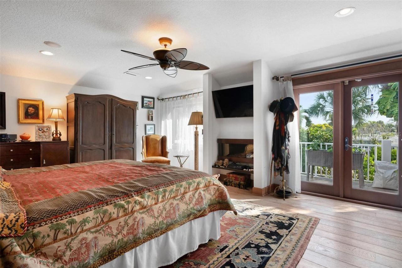 213 Oak Avenue, Anna Maria, FL 34216 Photo