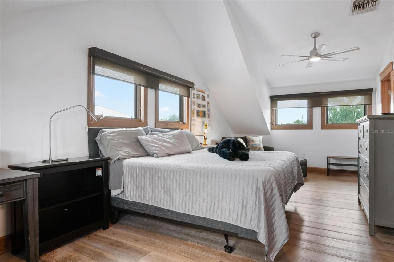 213 Oak Avenue, Anna Maria, FL 34216 Photo