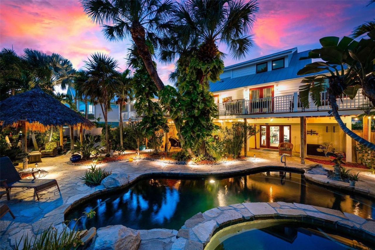 213 Oak Avenue, Anna Maria, FL 34216 Photo