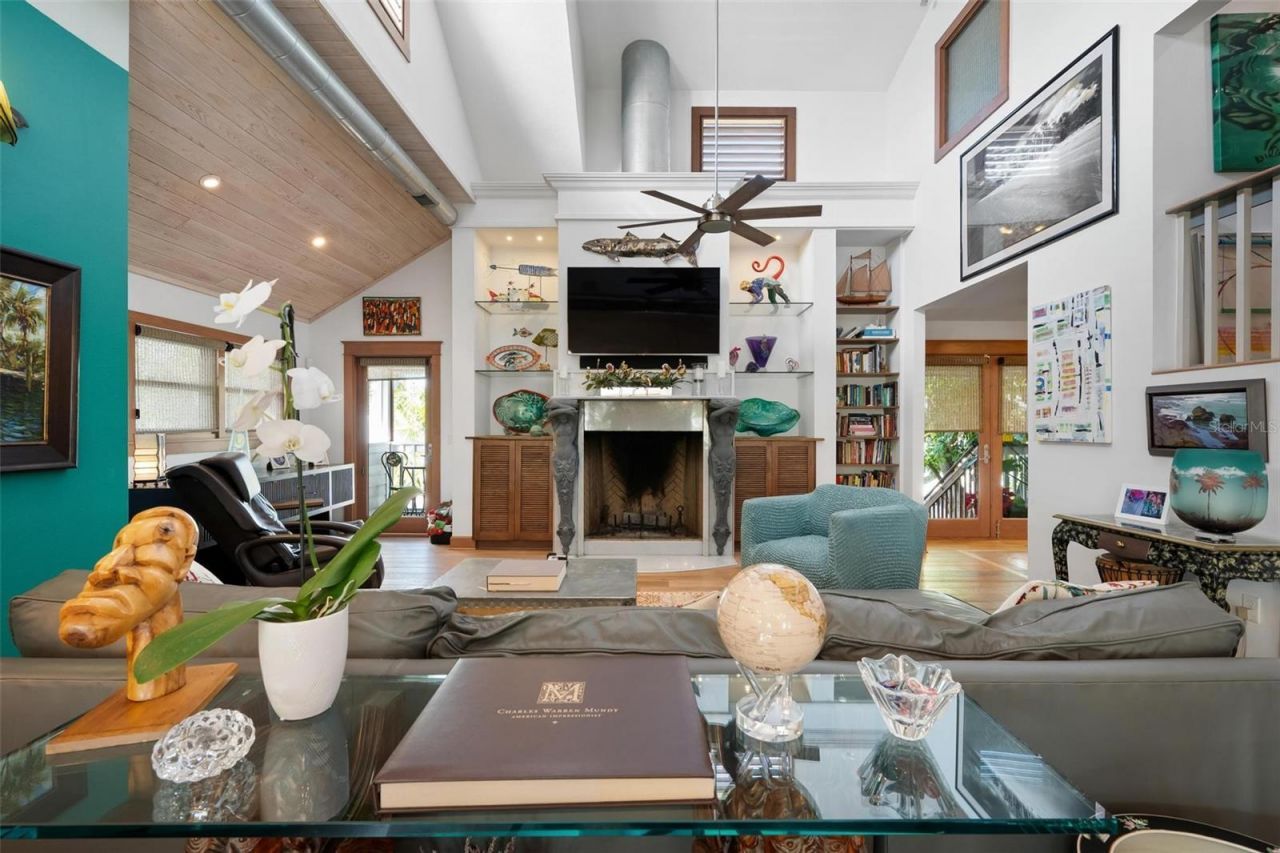 213 Oak Avenue, Anna Maria, FL 34216 Photo