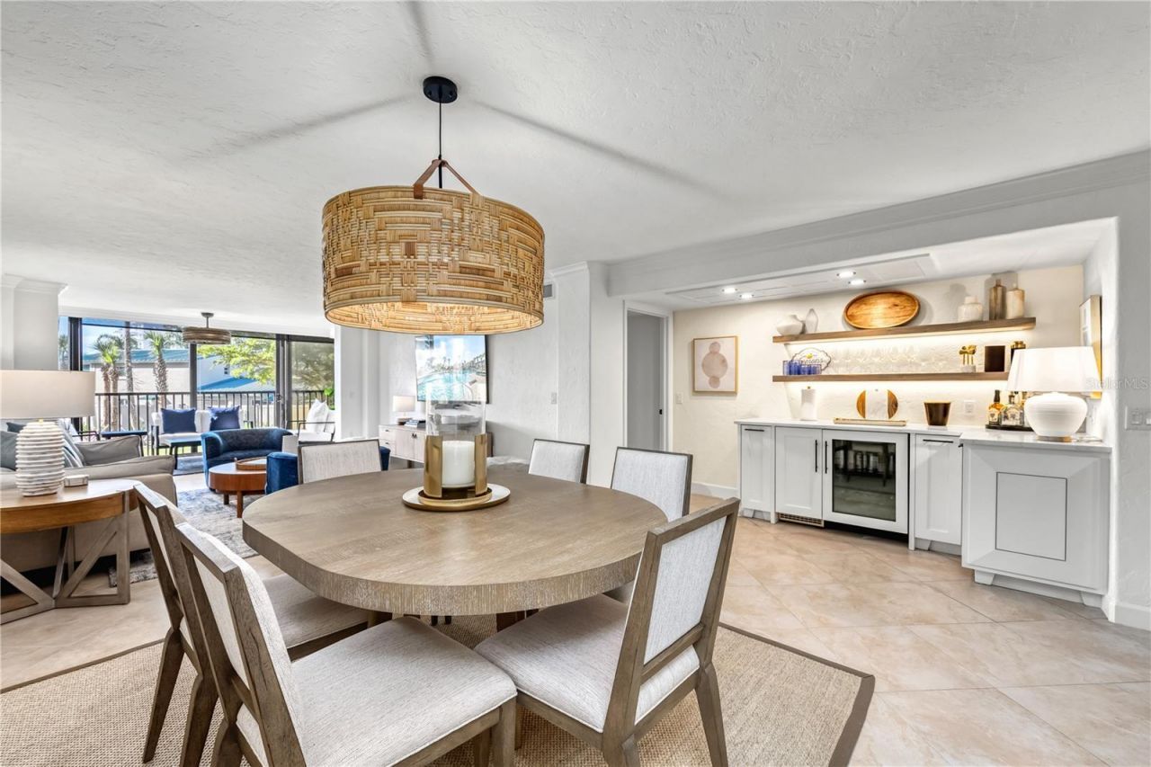 5880 Midnight Pass Road, Unit 210, Sarasota, FL 34242 Photo