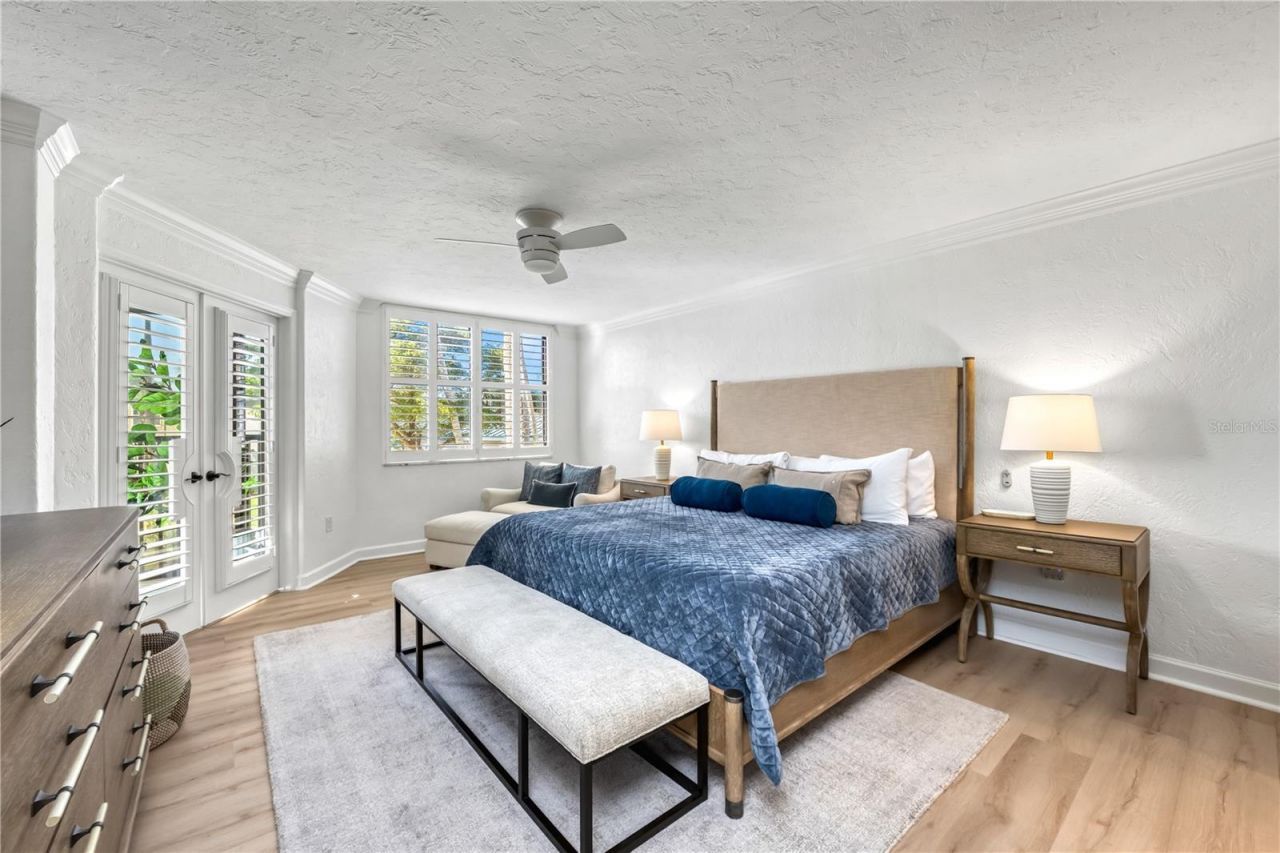 5880 Midnight Pass Road, Unit 210, Sarasota, FL 34242 Photo