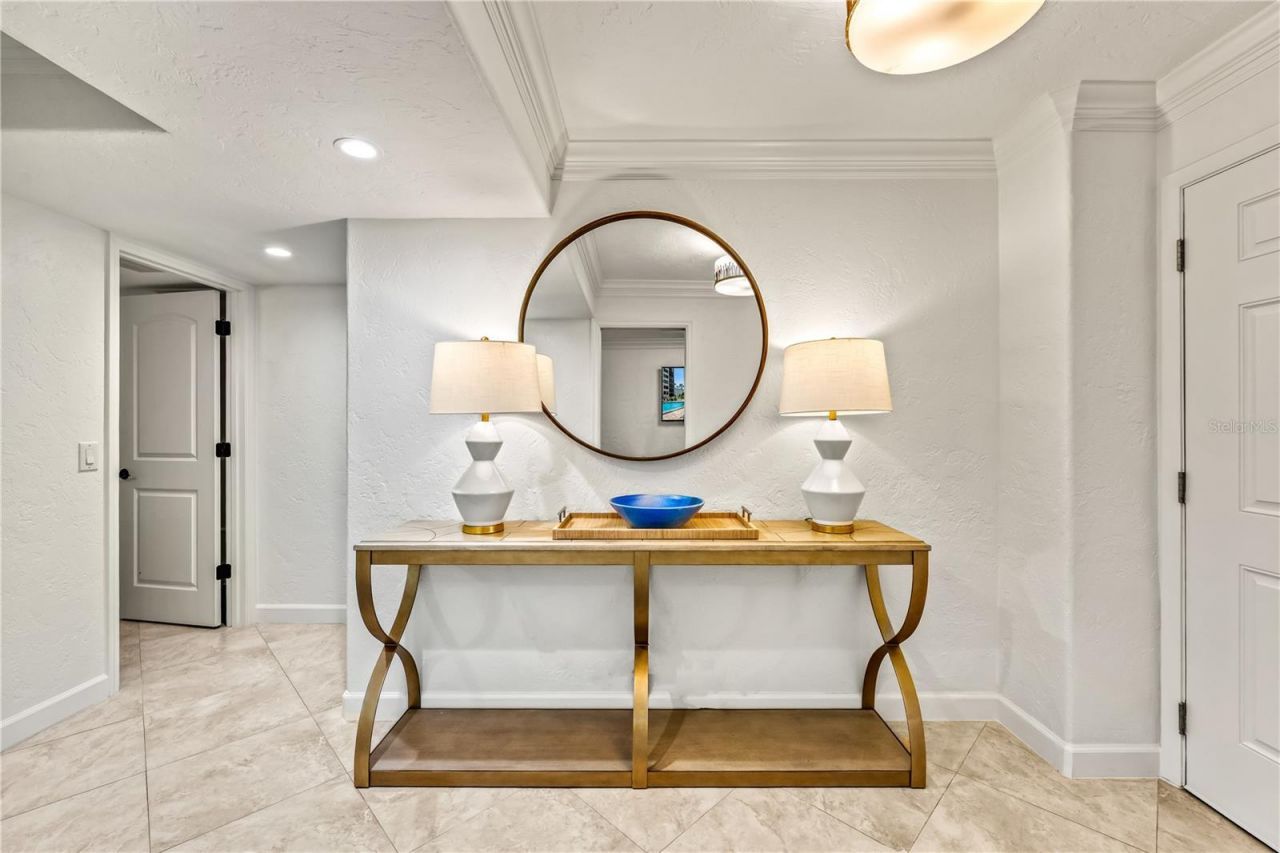 5880 Midnight Pass Road, Unit 210, Sarasota, FL 34242 Photo