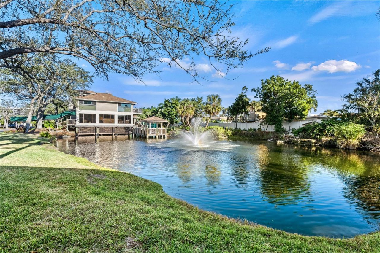 5880 Midnight Pass Road, Unit 210, Sarasota, FL 34242 Photo