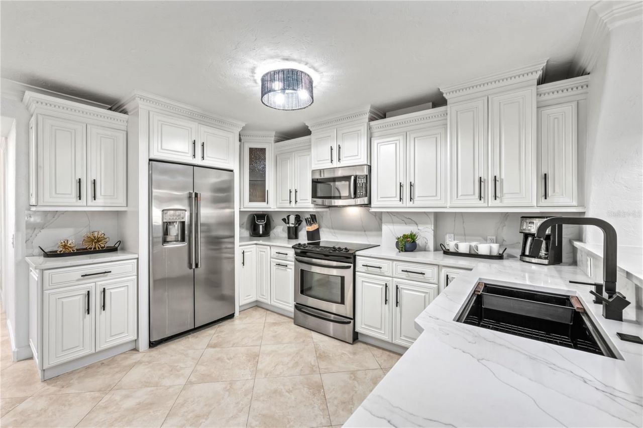 5880 Midnight Pass Road, Unit 210, Sarasota, FL 34242 Photo