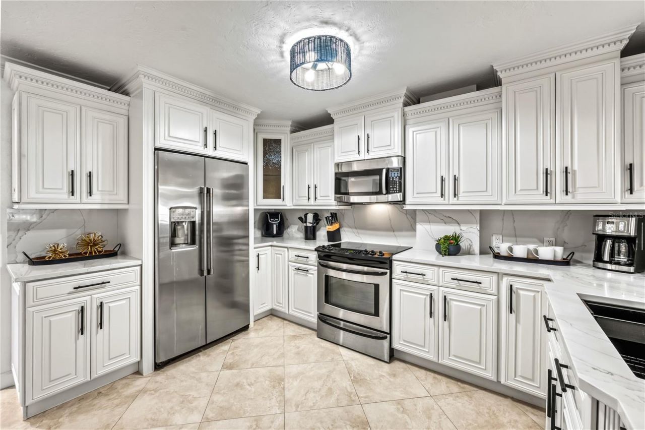 5880 Midnight Pass Road, Unit 210, Sarasota, FL 34242 Photo