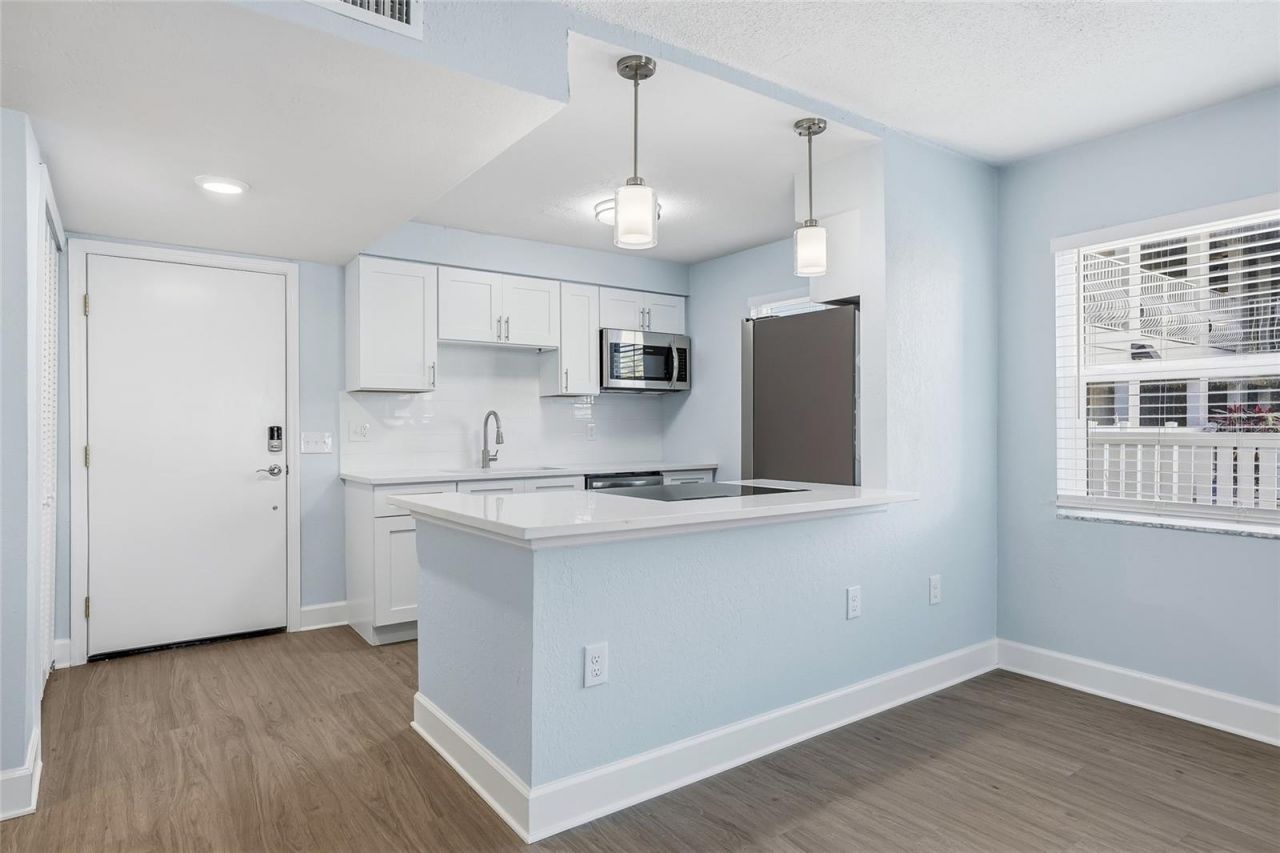 17035 Gulf Boulevard, Unit 113, North Redington Beach, FL 33708 Photo