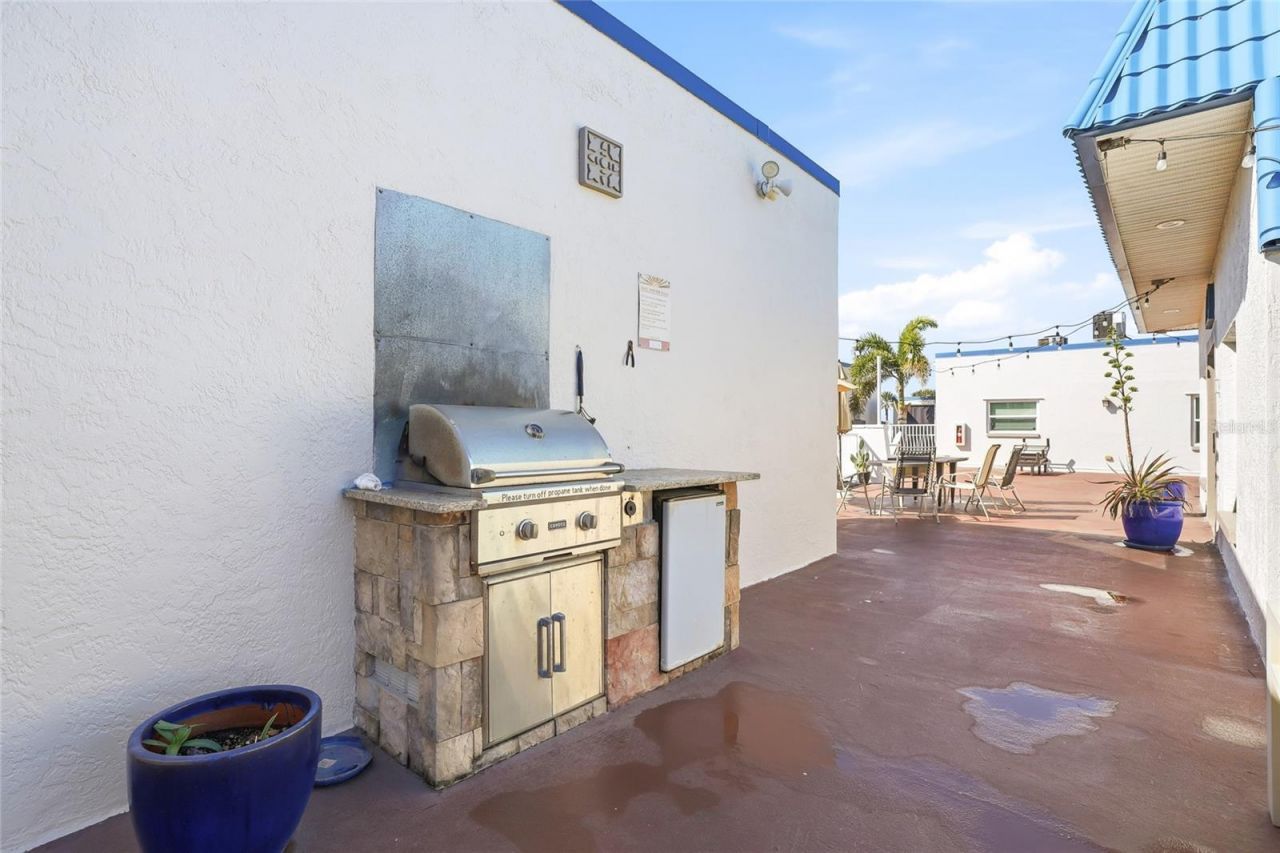 17035 Gulf Boulevard, Unit 113, North Redington Beach, FL 33708 Photo