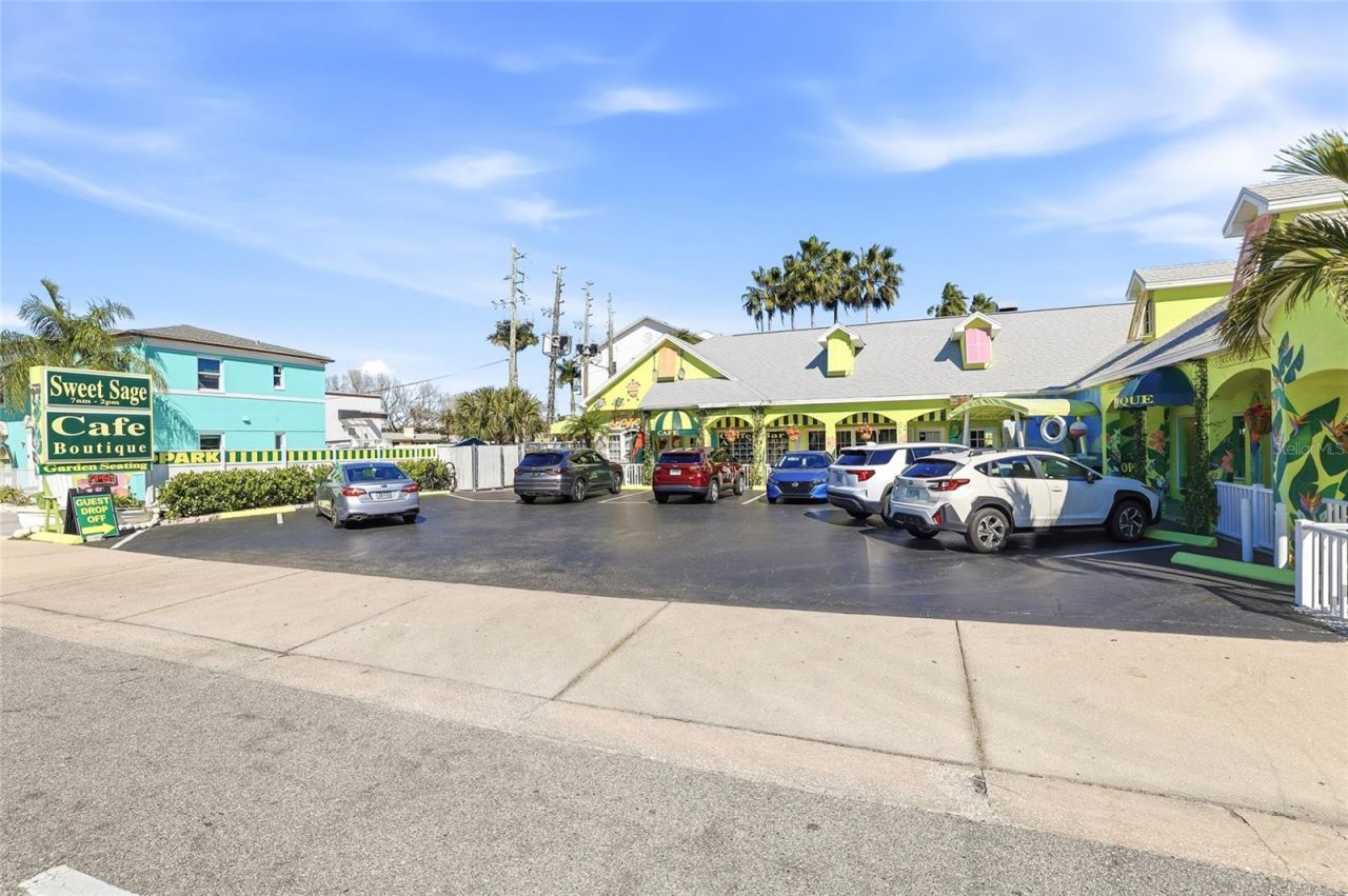 17035 Gulf Boulevard, Unit 113, North Redington Beach, FL 33708 Photo
