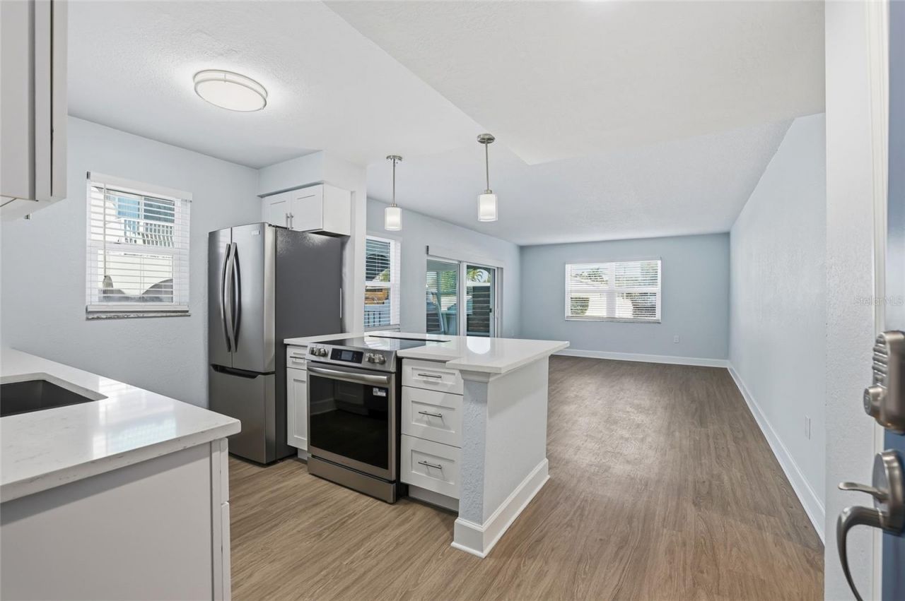 17035 Gulf Boulevard, Unit 113, North Redington Beach, FL 33708 Photo