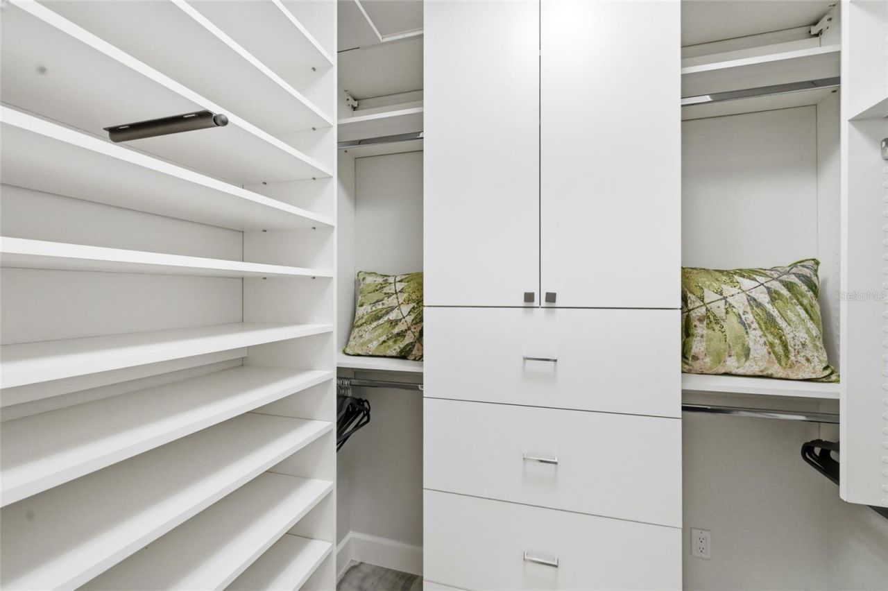 1307 Riverview Circle, Bradenton, FL 34209 Photo