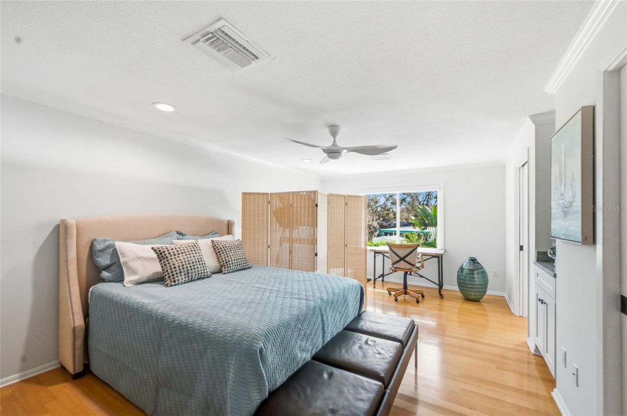 1307 Riverview Circle, Bradenton, FL 34209 Photo