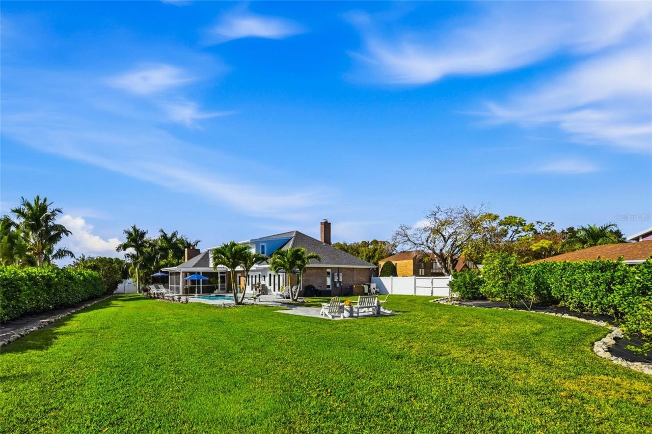 1307 Riverview Circle, Bradenton, FL 34209 Photo