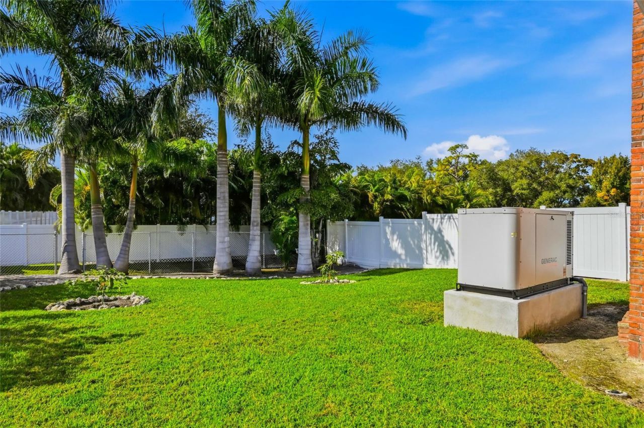 1307 Riverview Circle, Bradenton, FL 34209 Photo