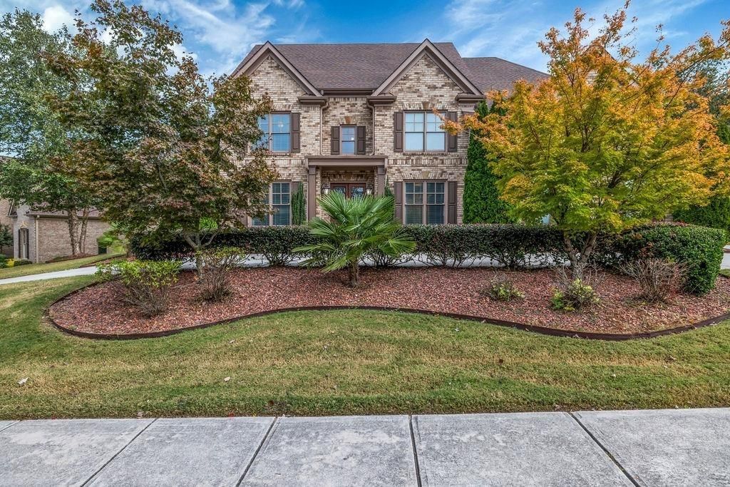 2372 Walkers Glen Lane, Buford, GA 30519 Main Photo