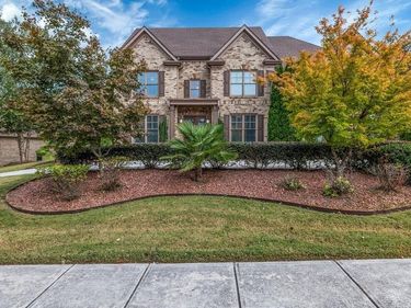 2372 Walkers Glen Lane, Buford, GA 30519