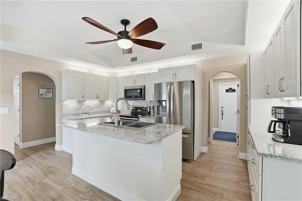 8380 Aqua Cove Ln, North Fort Myers, FL 33903 Photo