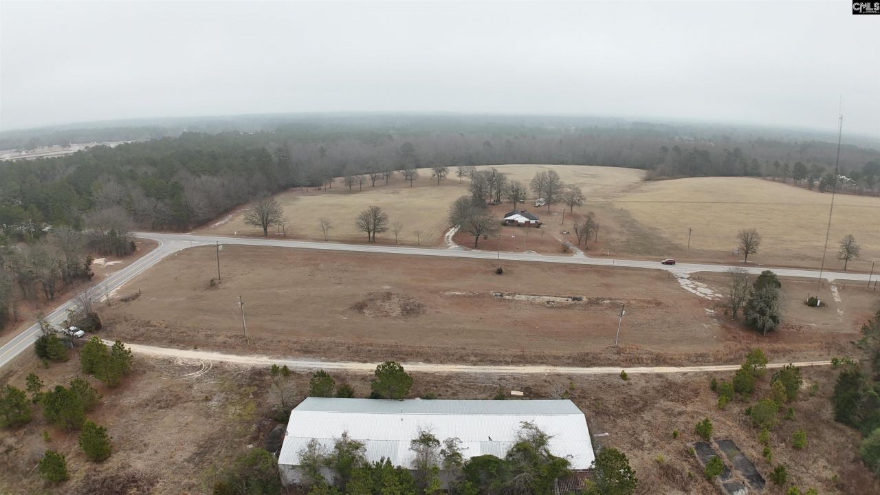 9 Sawmill Road  Photo 4