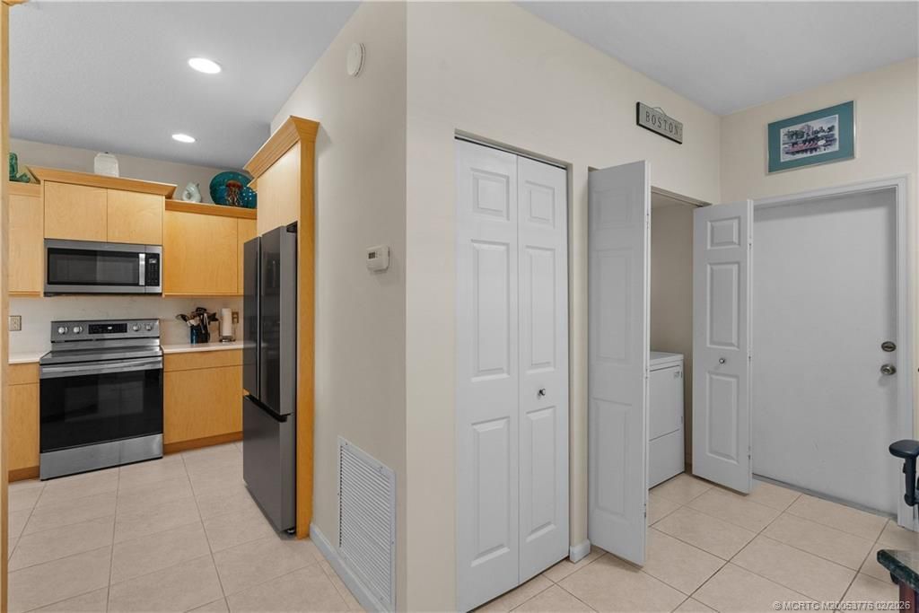 1493 SE Prestwick Lane , Unit 9B, Port Saint Lucie, FL 34952 Photo