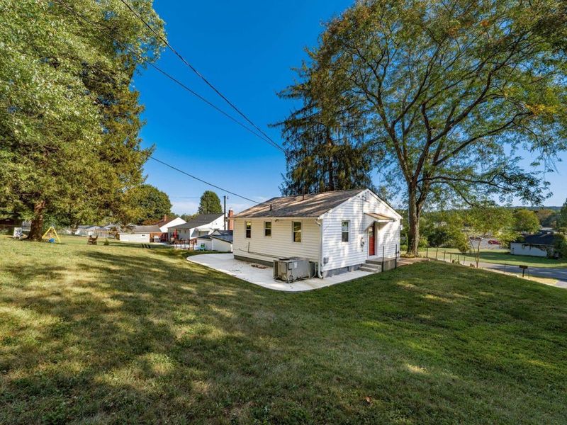 554 Garfield Avenue, Newark, OH 43055 Photo 21