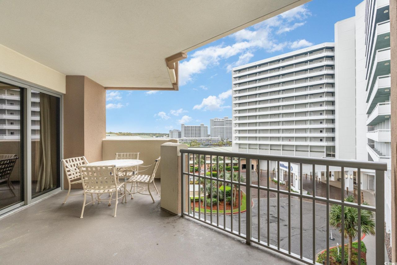 9994 Beach Club Dr. Photo 24