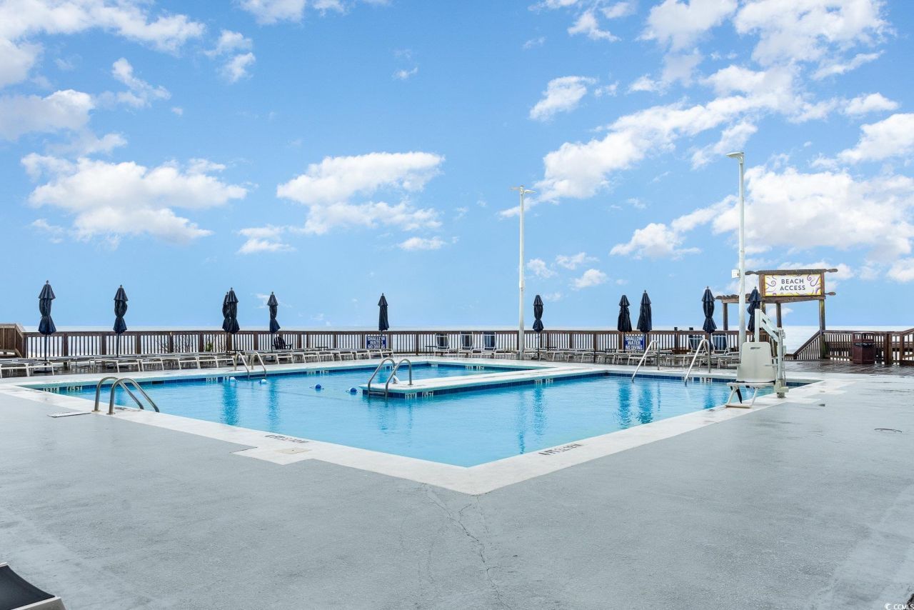 9994 Beach Club Dr. Photo 31