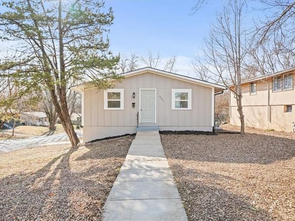 4027 E 45th Street, Kansas City, MO 64130