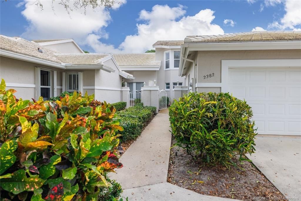 2382 SW Foxpoint Way, Palm City, FL 34990 Photo