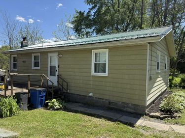 152 Spruce Street, Parsons, WV 26287