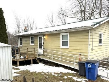 152 Spruce Street, Parsons, WV 26287