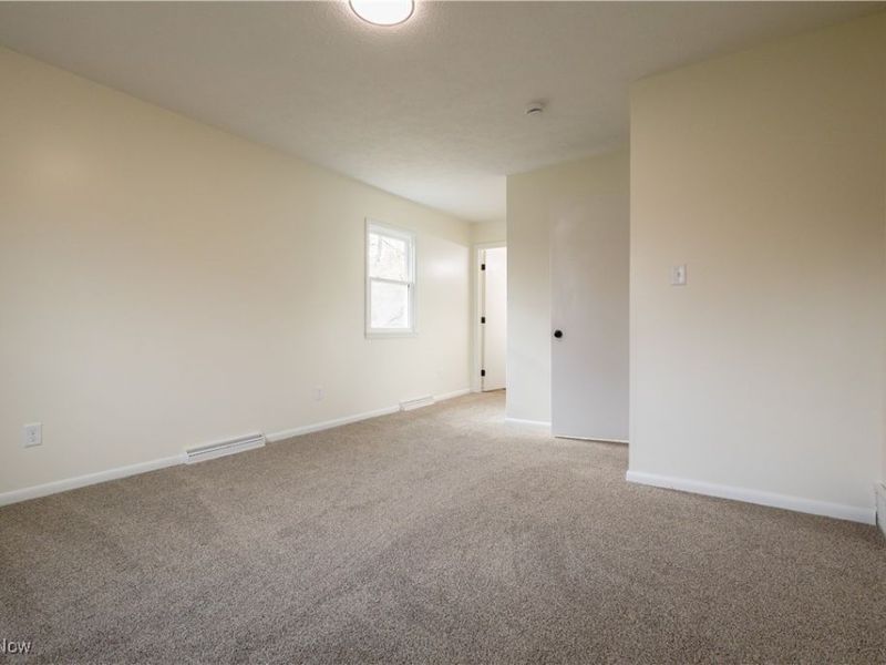 12966 Edison Street NE, Alliance, OH 44601 Photo 21