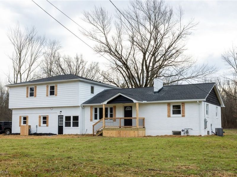 12966 Edison Street NE, Alliance, OH 44601 Photo 3