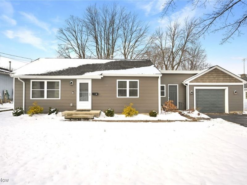 106 N Lake Street, South Amherst, OH 44001 Photo 2