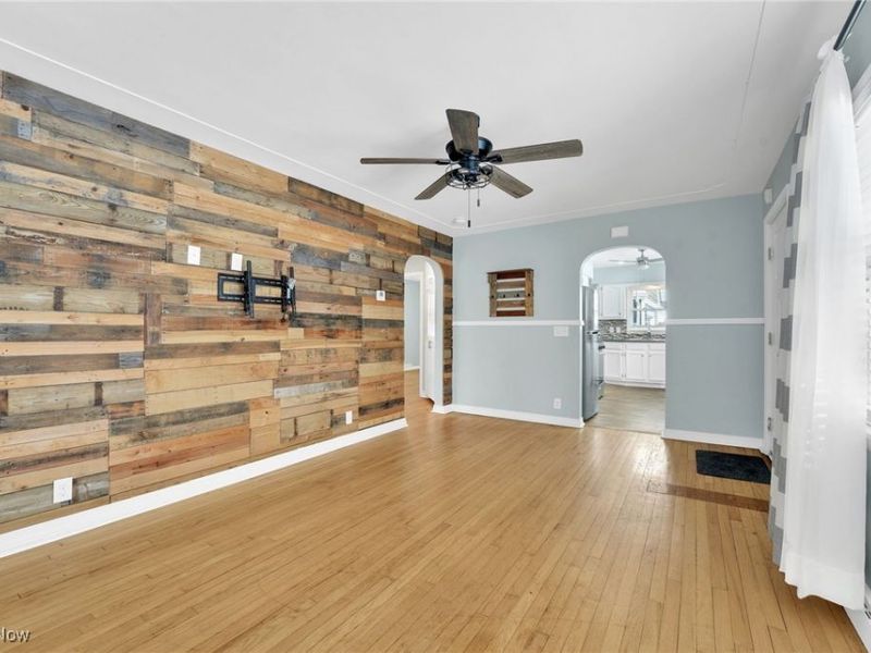 106 N Lake Street, South Amherst, OH 44001 Photo 8