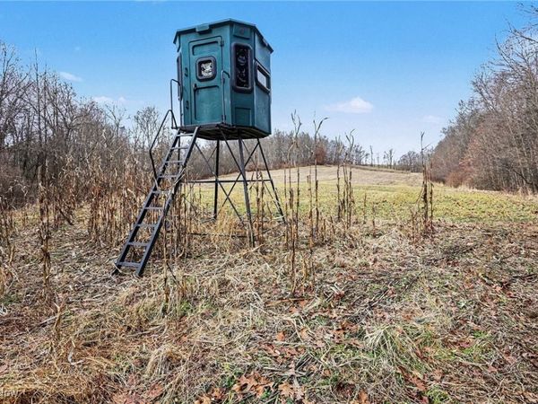 Cr 402, Warsaw, OH 43844