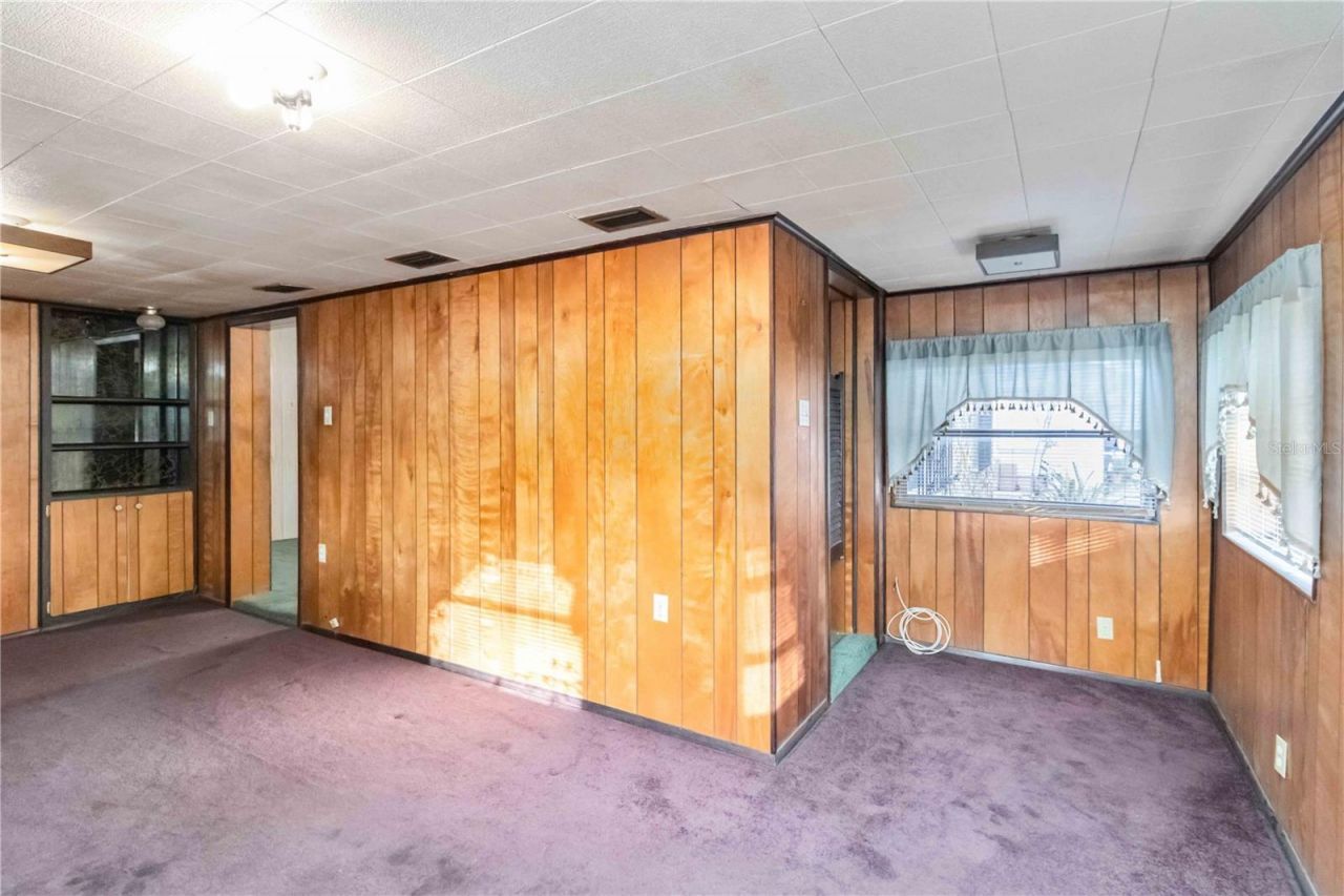 2529 W Crest Avenue, Tampa, FL 33614 Photo