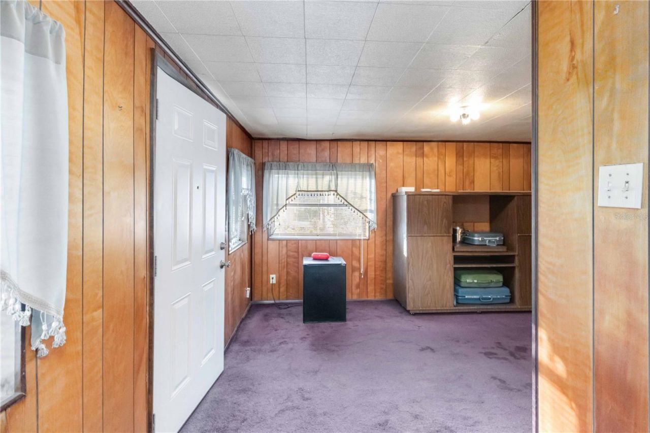 2529 W Crest Avenue, Tampa, FL 33614 Photo